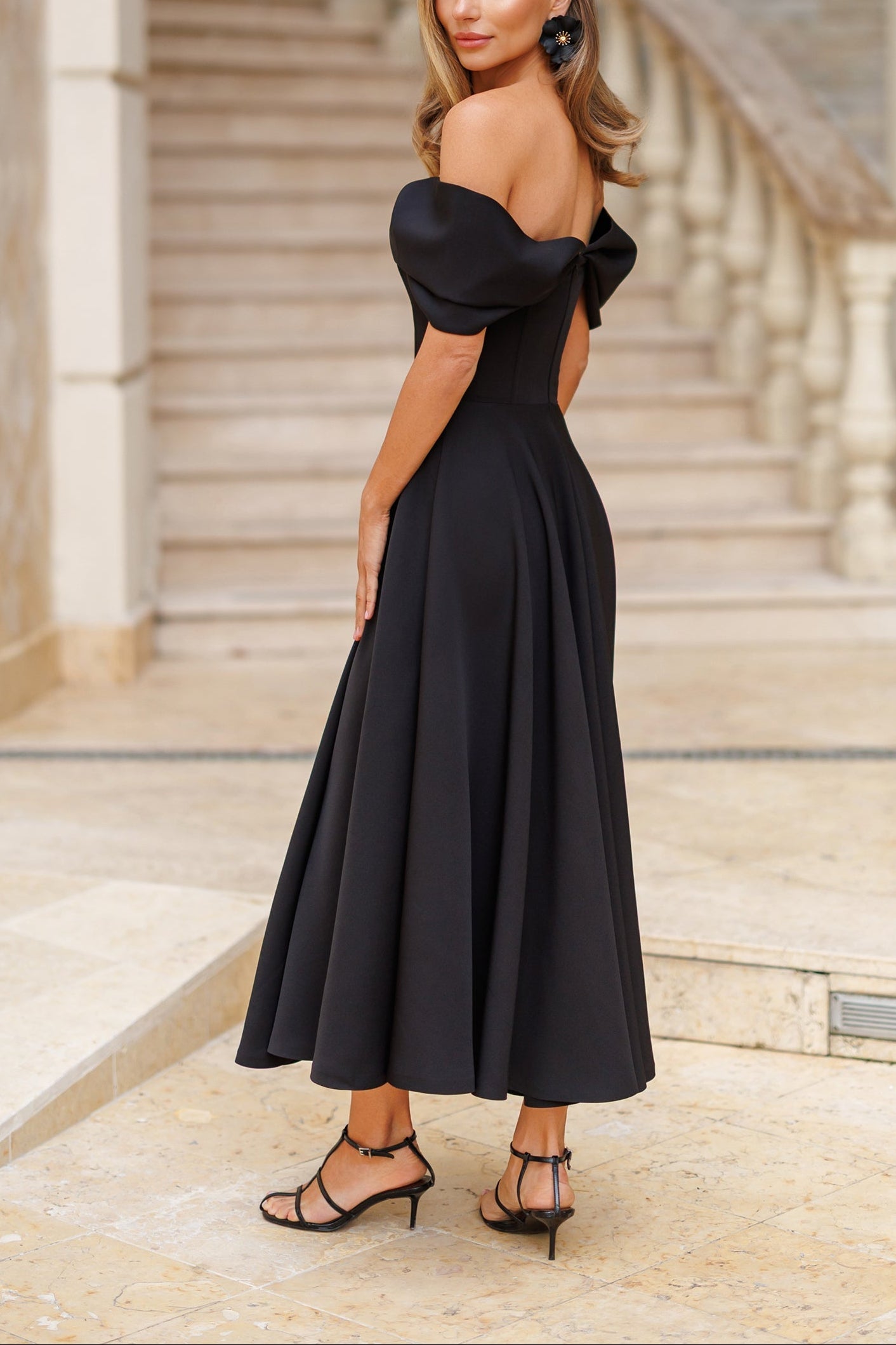 Robe Maxi Élégante à Épaule Dénudée