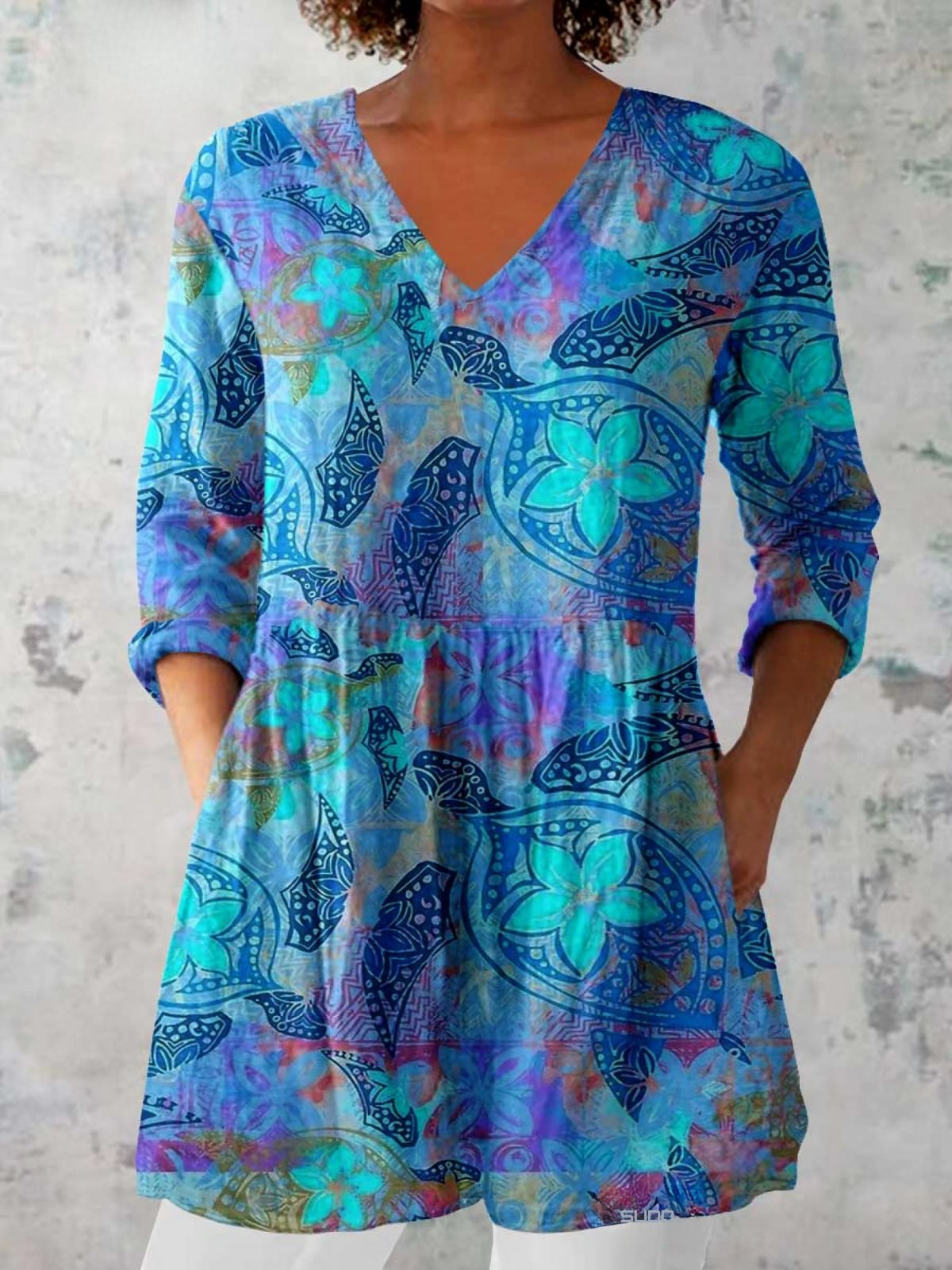 AliceLeon™ | Blouse longue à col en V