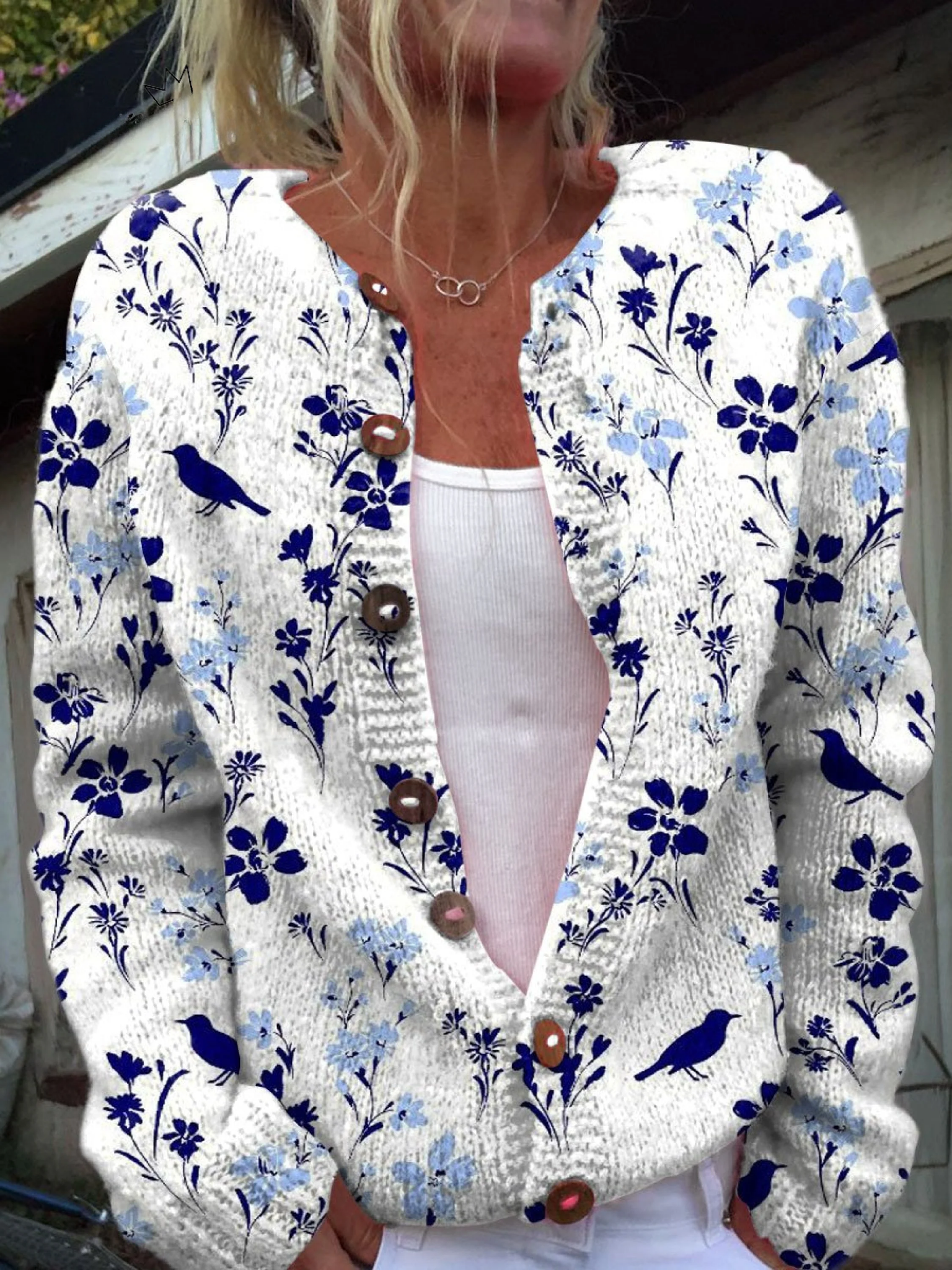 Vynora™ | Cardigan Fleuri Rétro en Maille