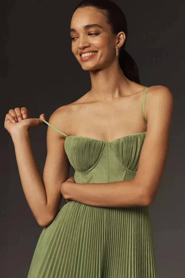 Élégante Robe Midi Plissée