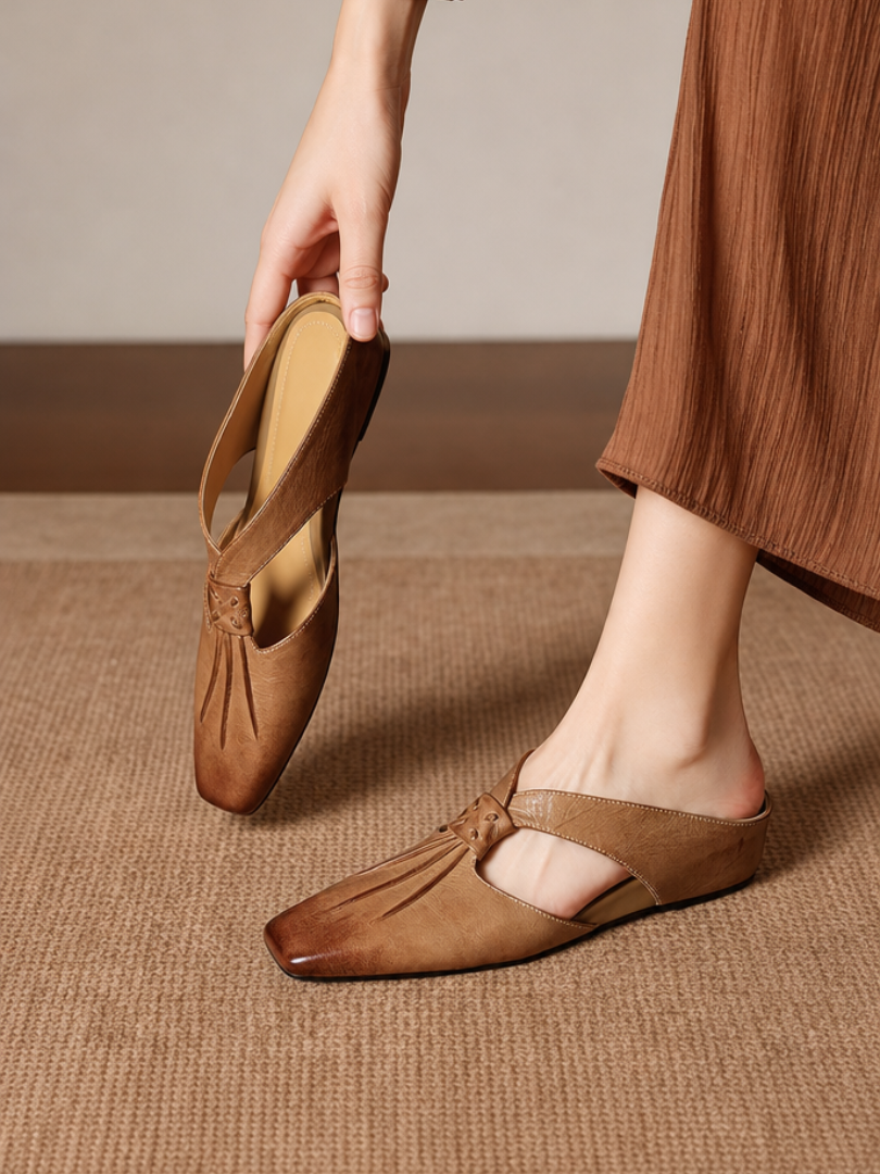 Olene Mules en Cuir Véritable à Bout Carré