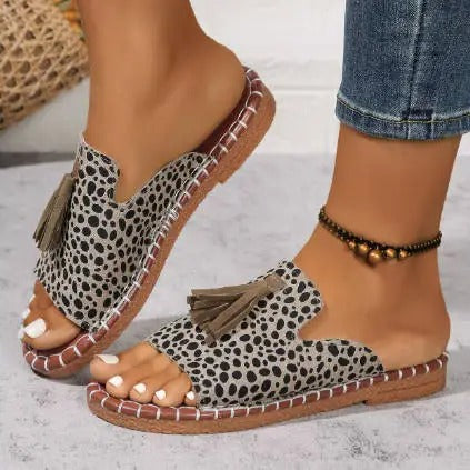 AliceLeon™ | Sandales Bohèmes Nathalie à Pompons