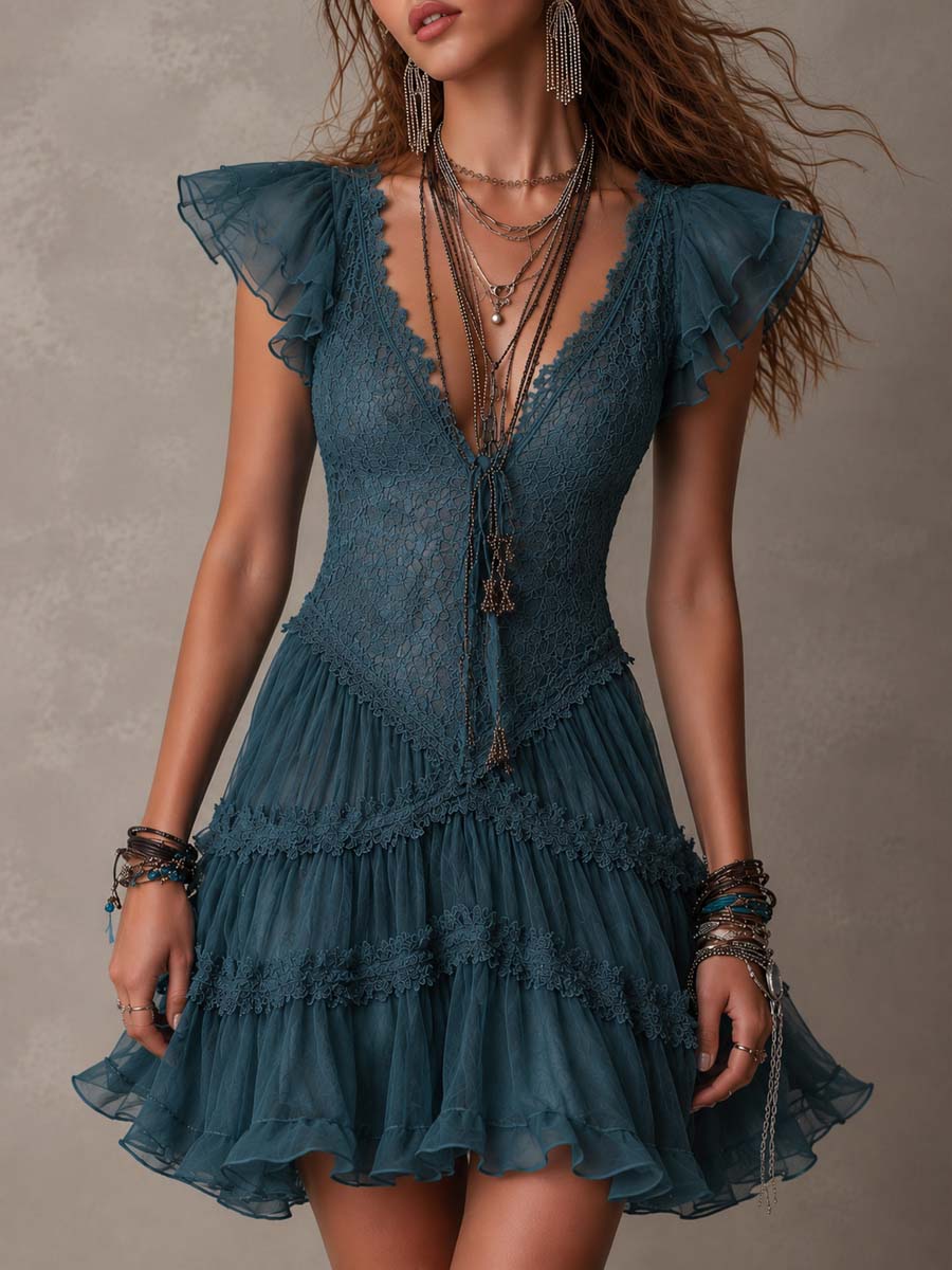 Delphine | Robe Mini Rétro en Dentelle et Mousseline à Volants Bleue