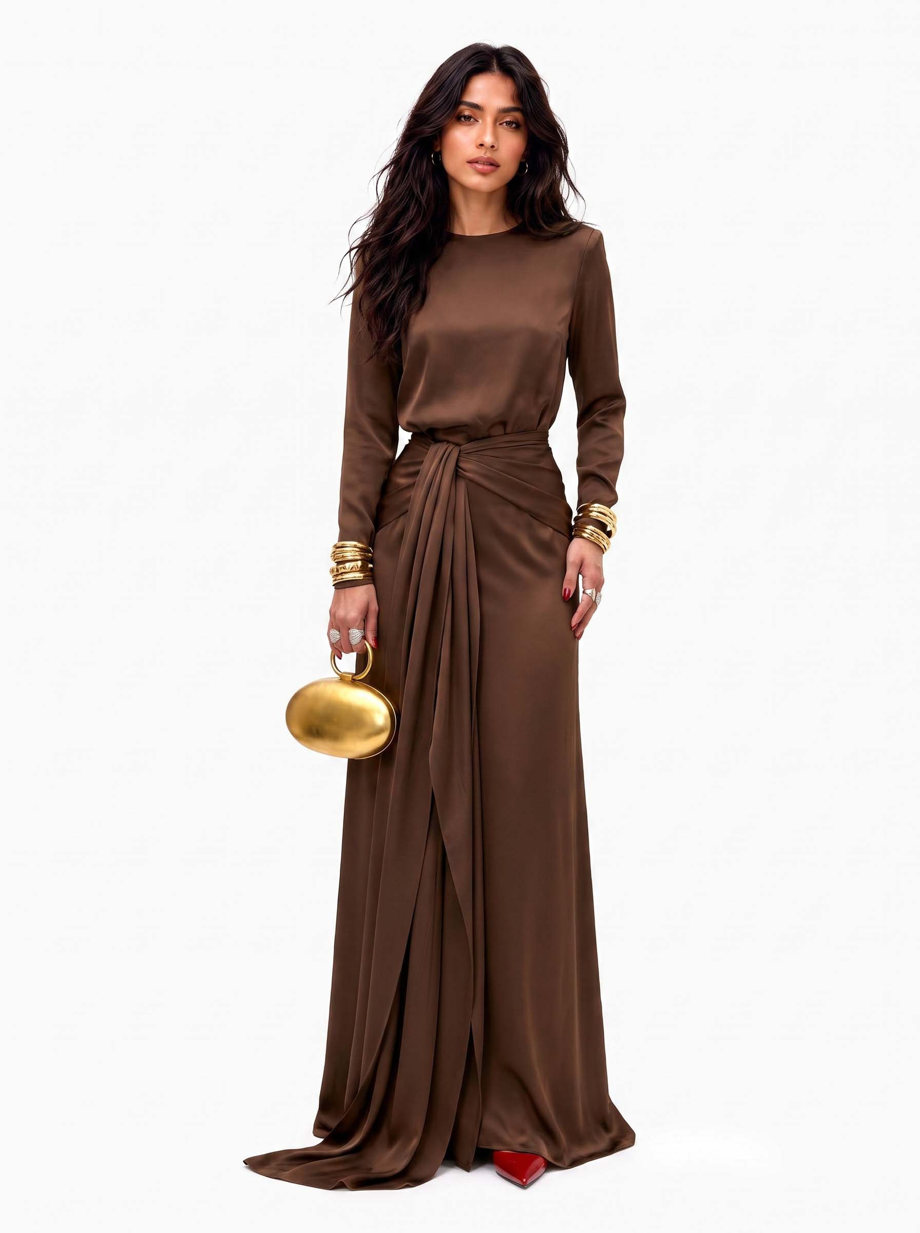 Élégante Robe Maxi en Satin Drapé