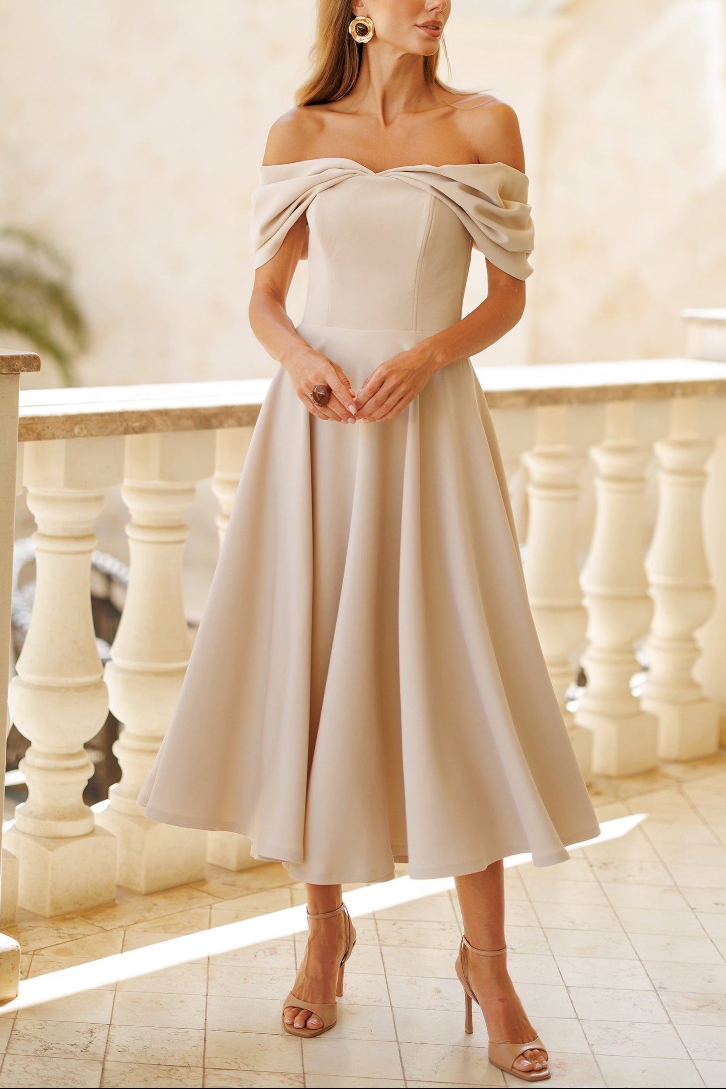Robe Maxi Élégante à Épaule Dénudée
