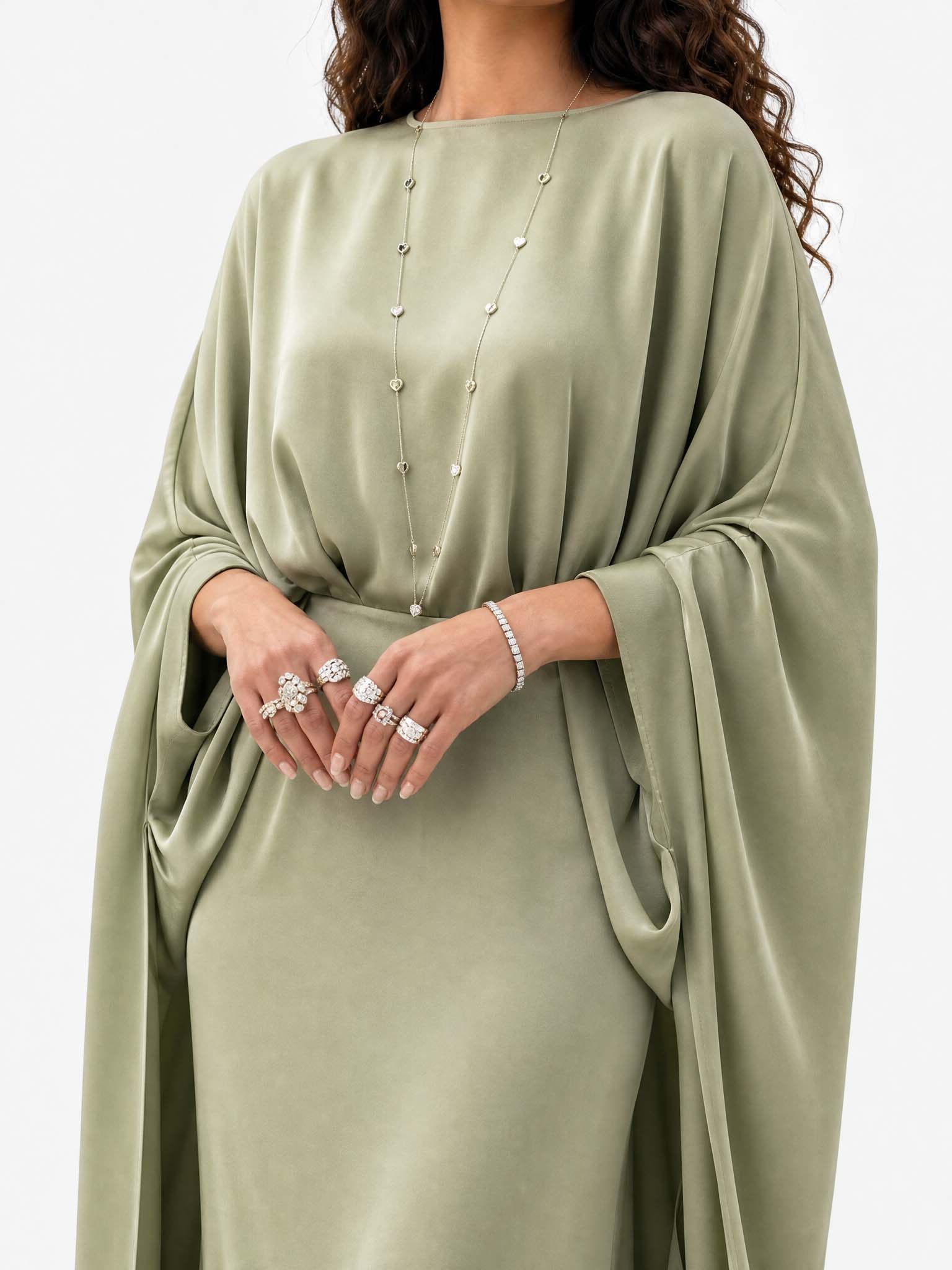 Robe Maxi Drapée Élégante et Minimaliste
