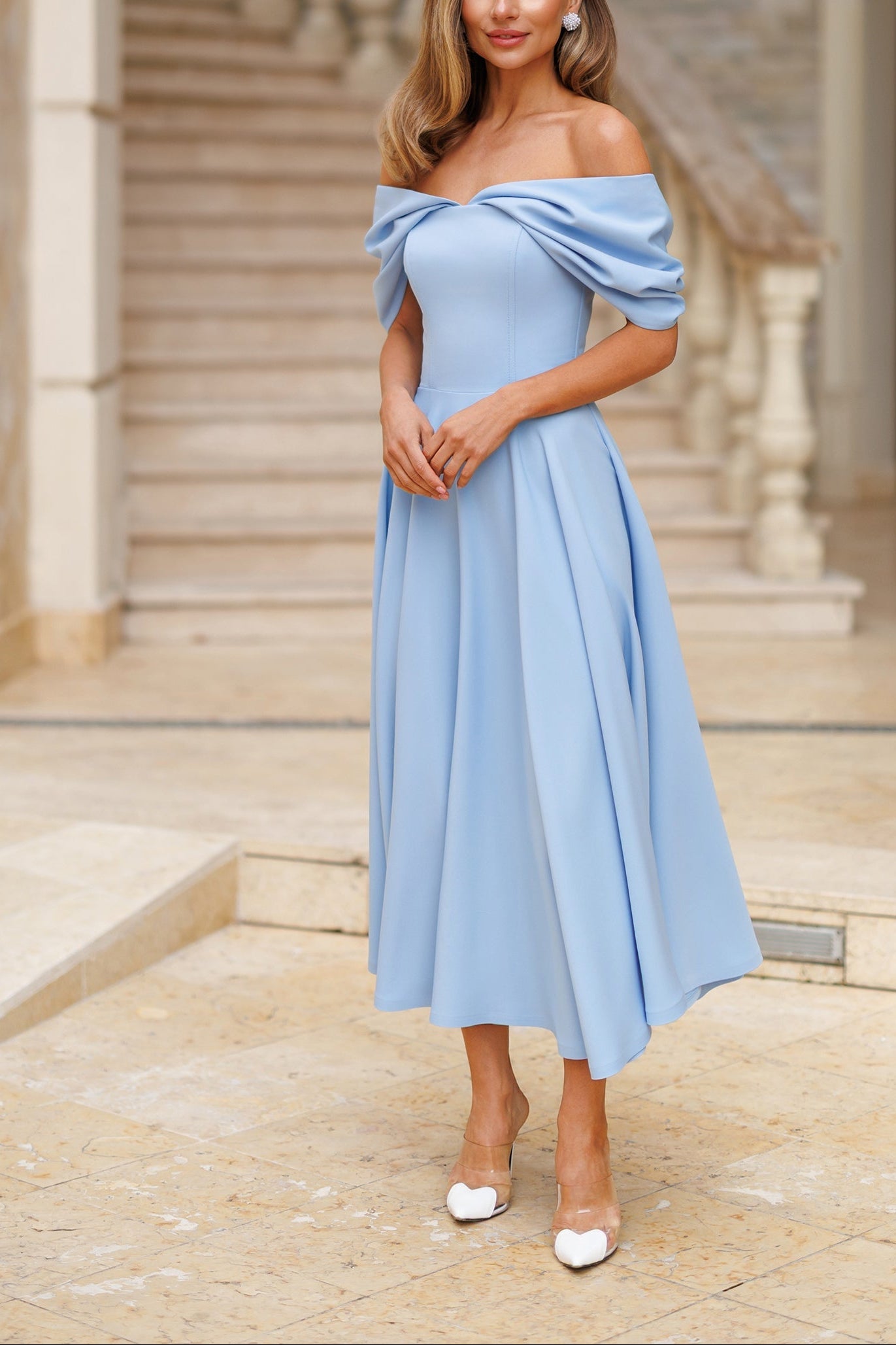 Robe Maxi Élégante à Épaule Dénudée