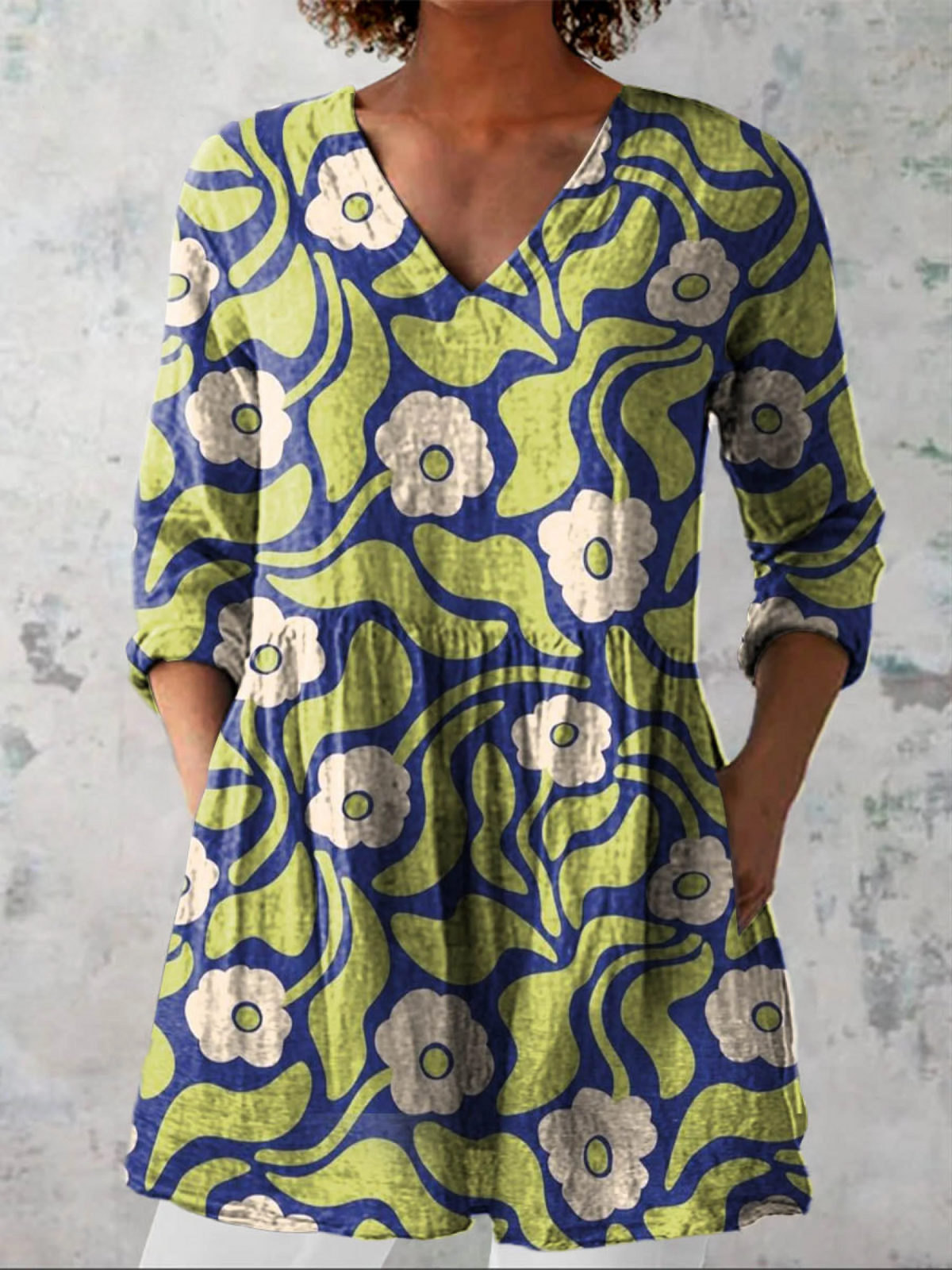 AliceLeon™ | Blouse longue à col en V