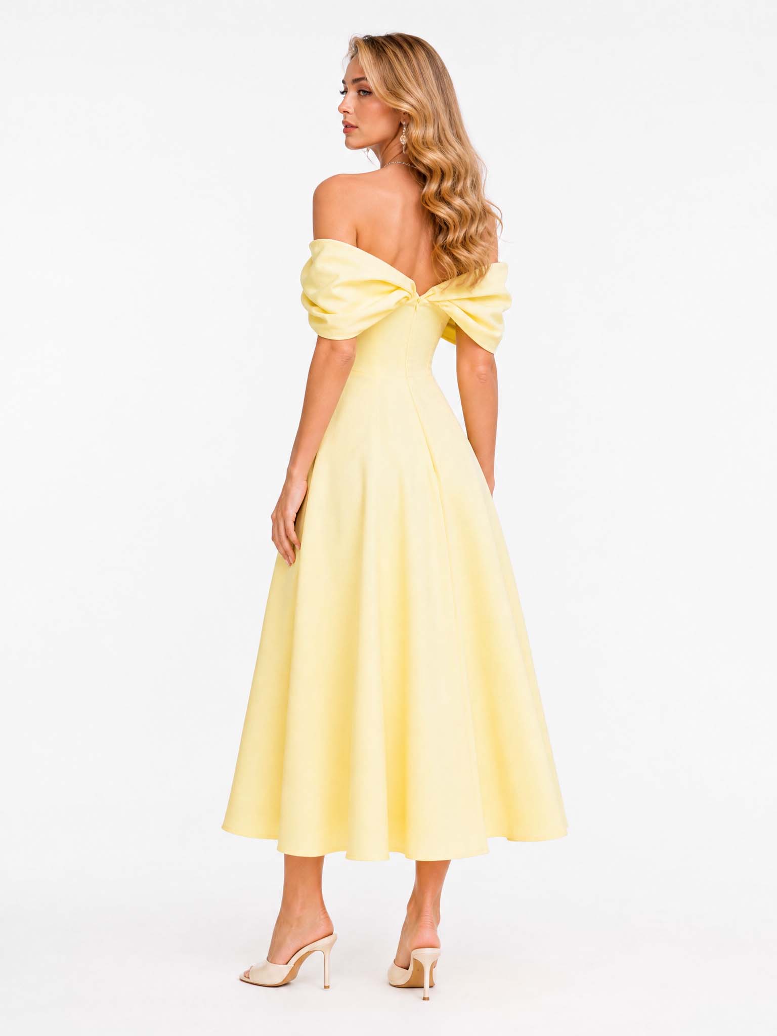 Robe Maxi Élégante à Épaule Dénudée