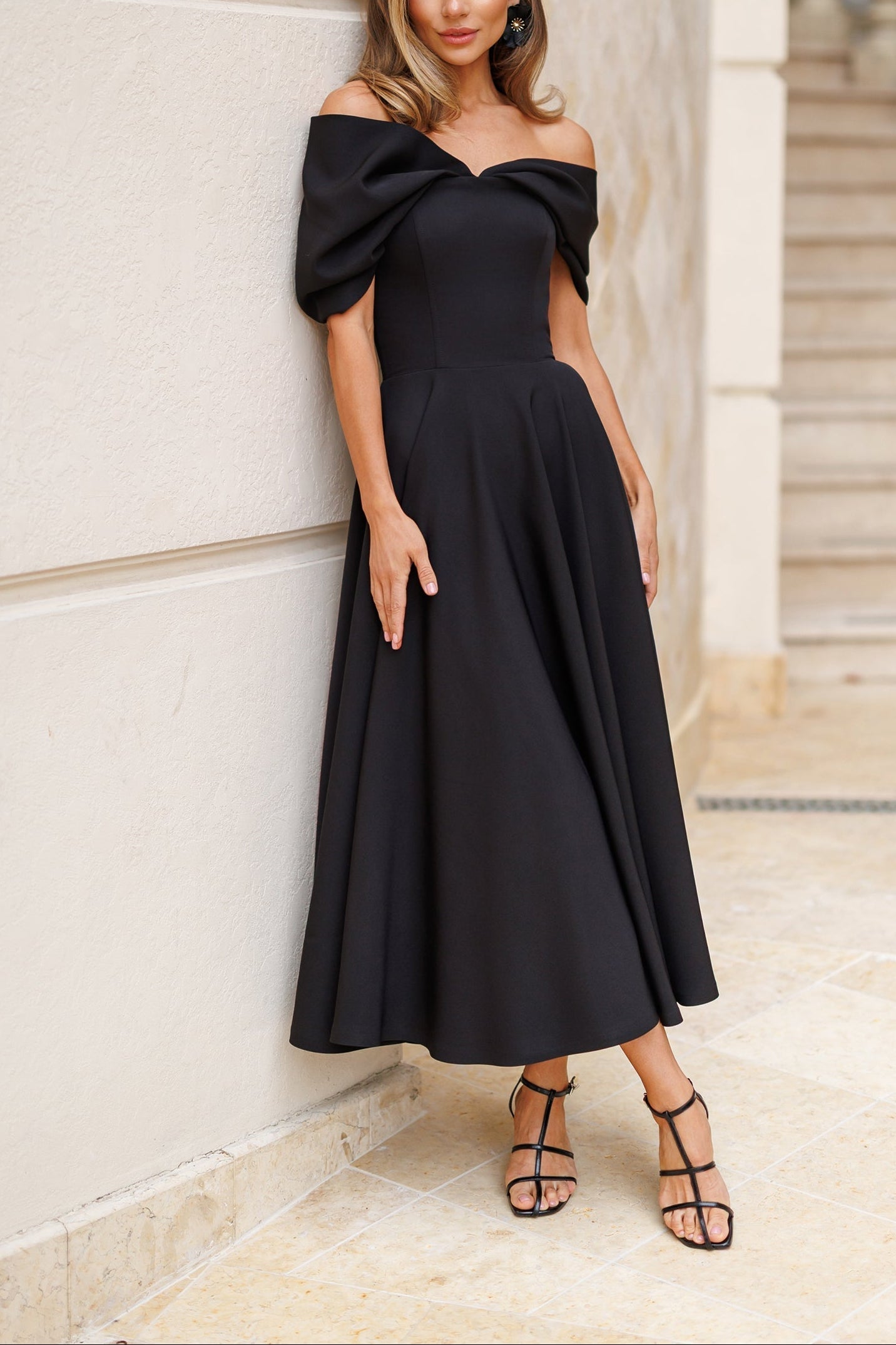 Robe Maxi Élégante à Épaule Dénudée