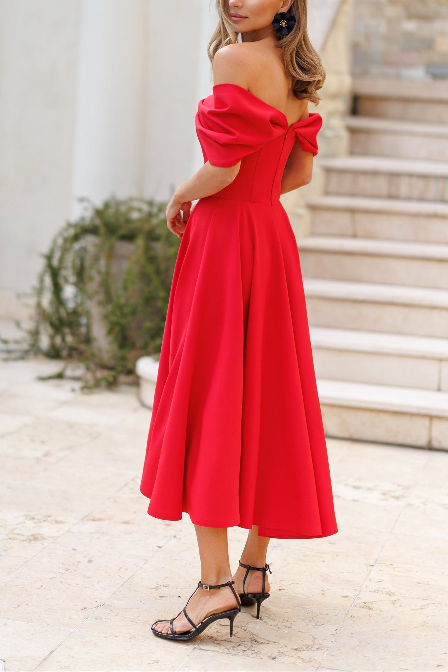Robe Maxi Élégante à Épaule Dénudée