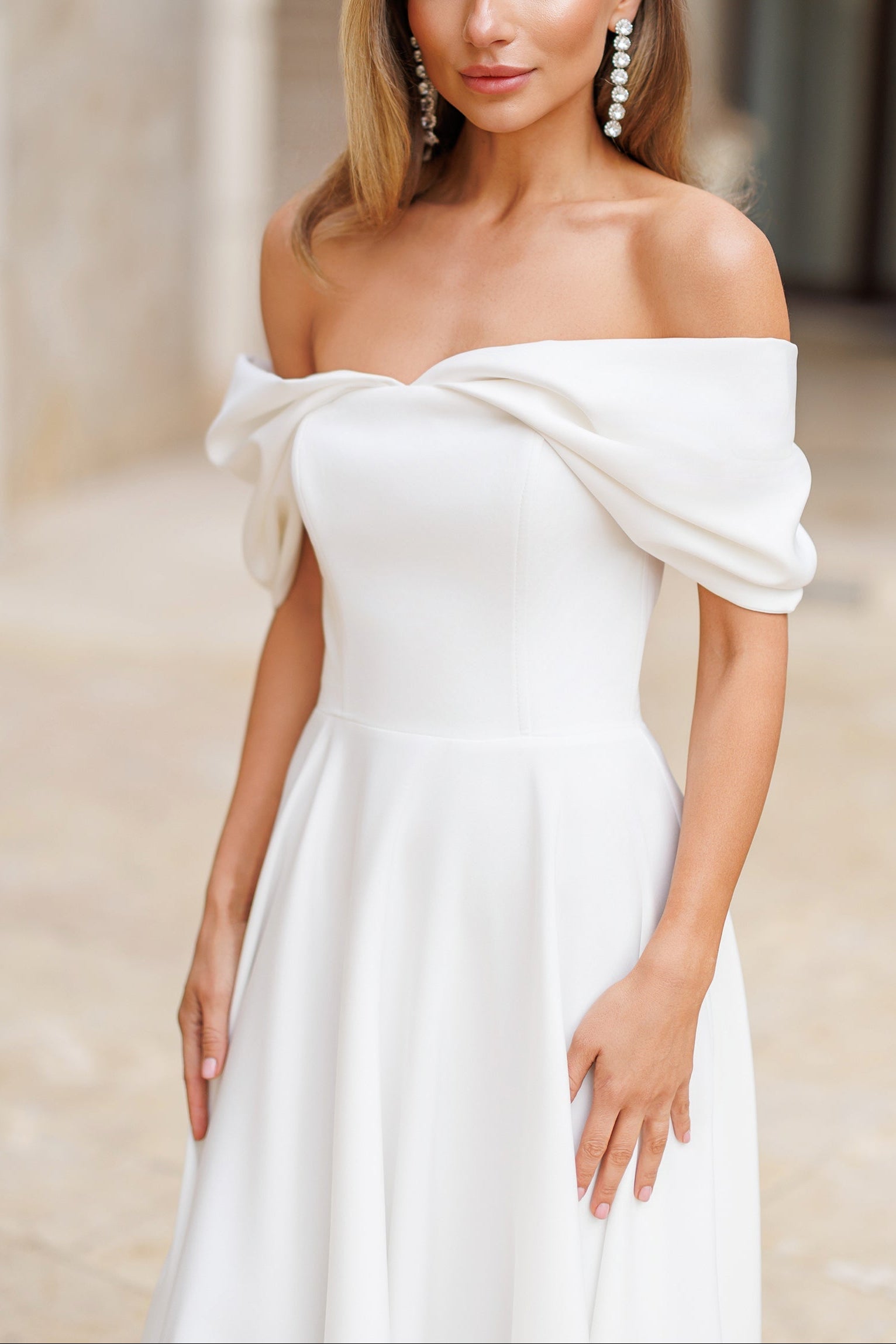 Robe Maxi Élégante à Épaule Dénudée