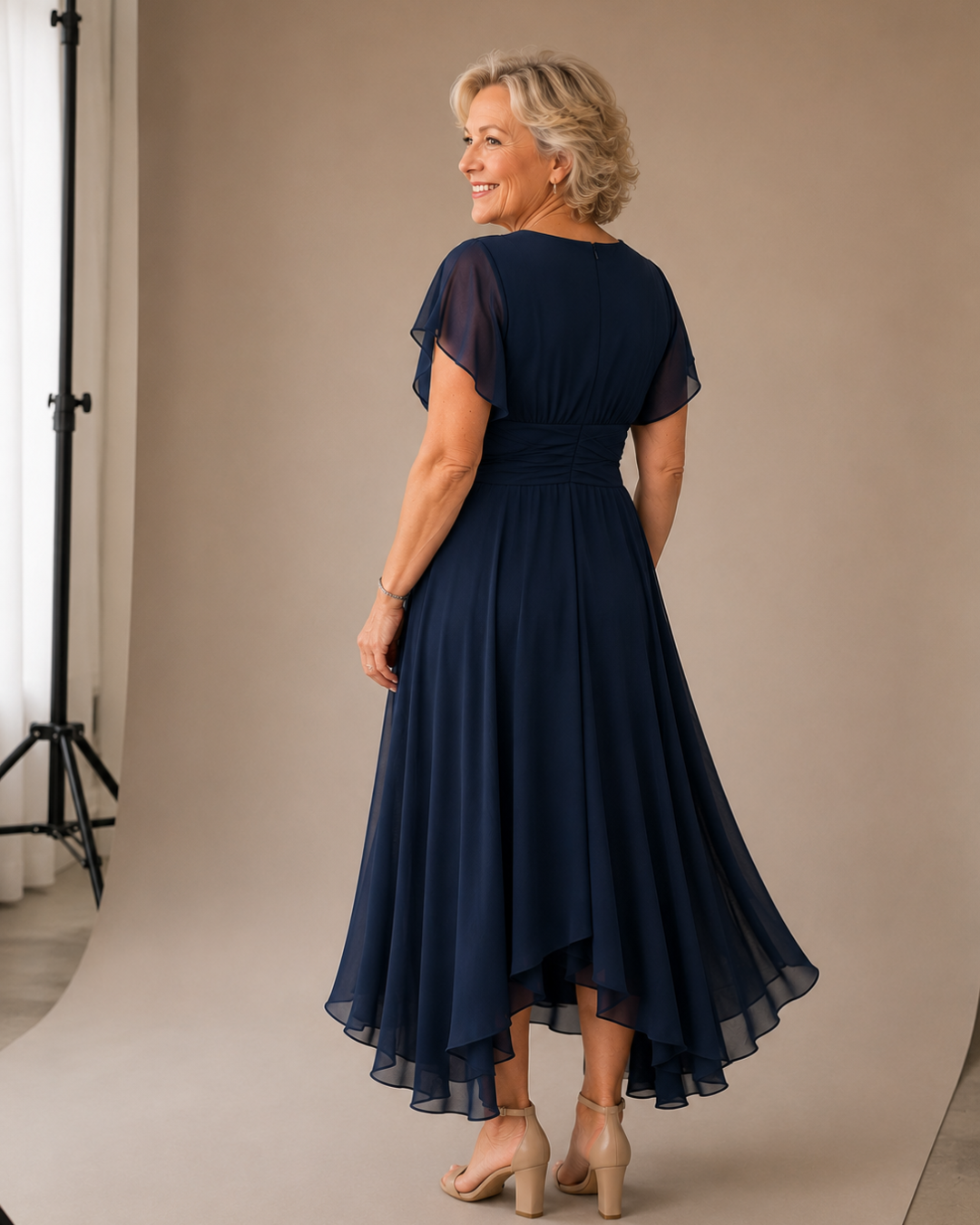 Christina | Robe A-Ligne à Col V