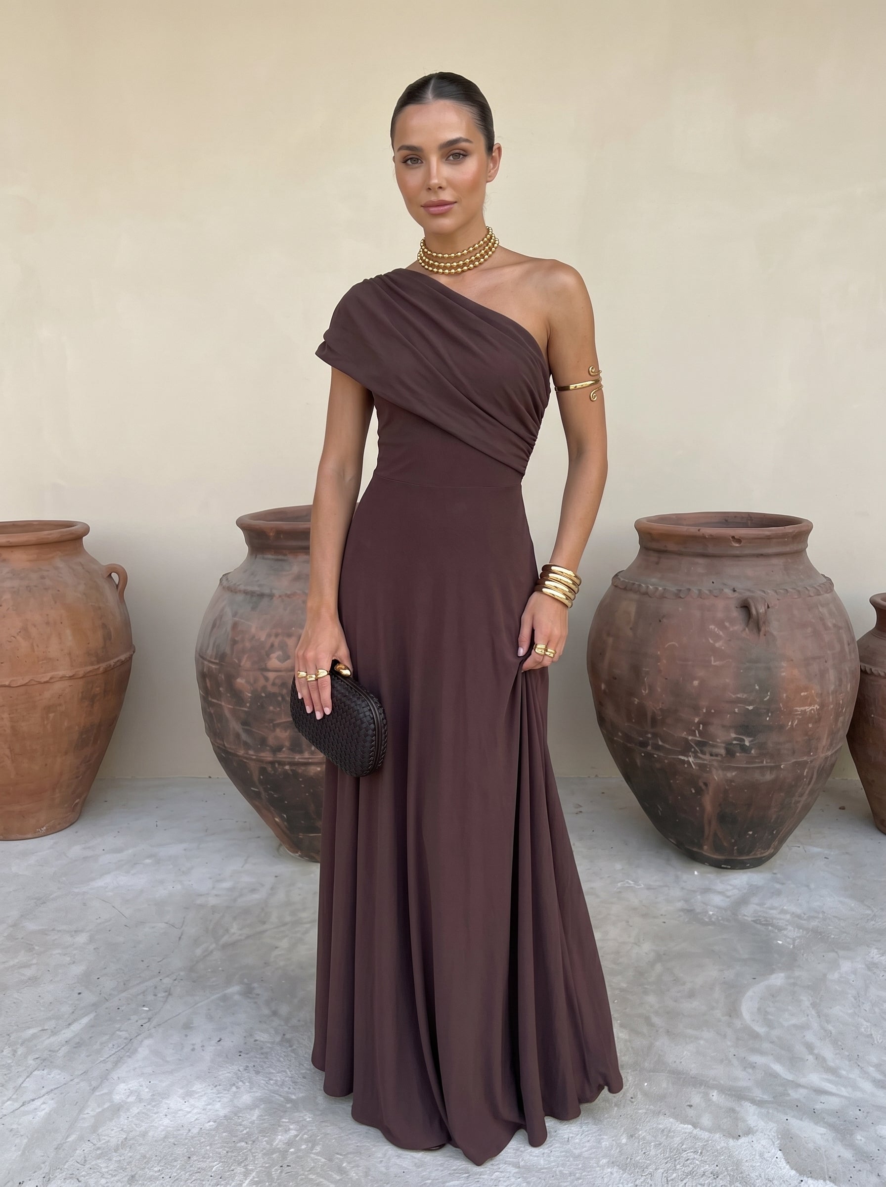 Robe Toledo disponible en 3 teintes