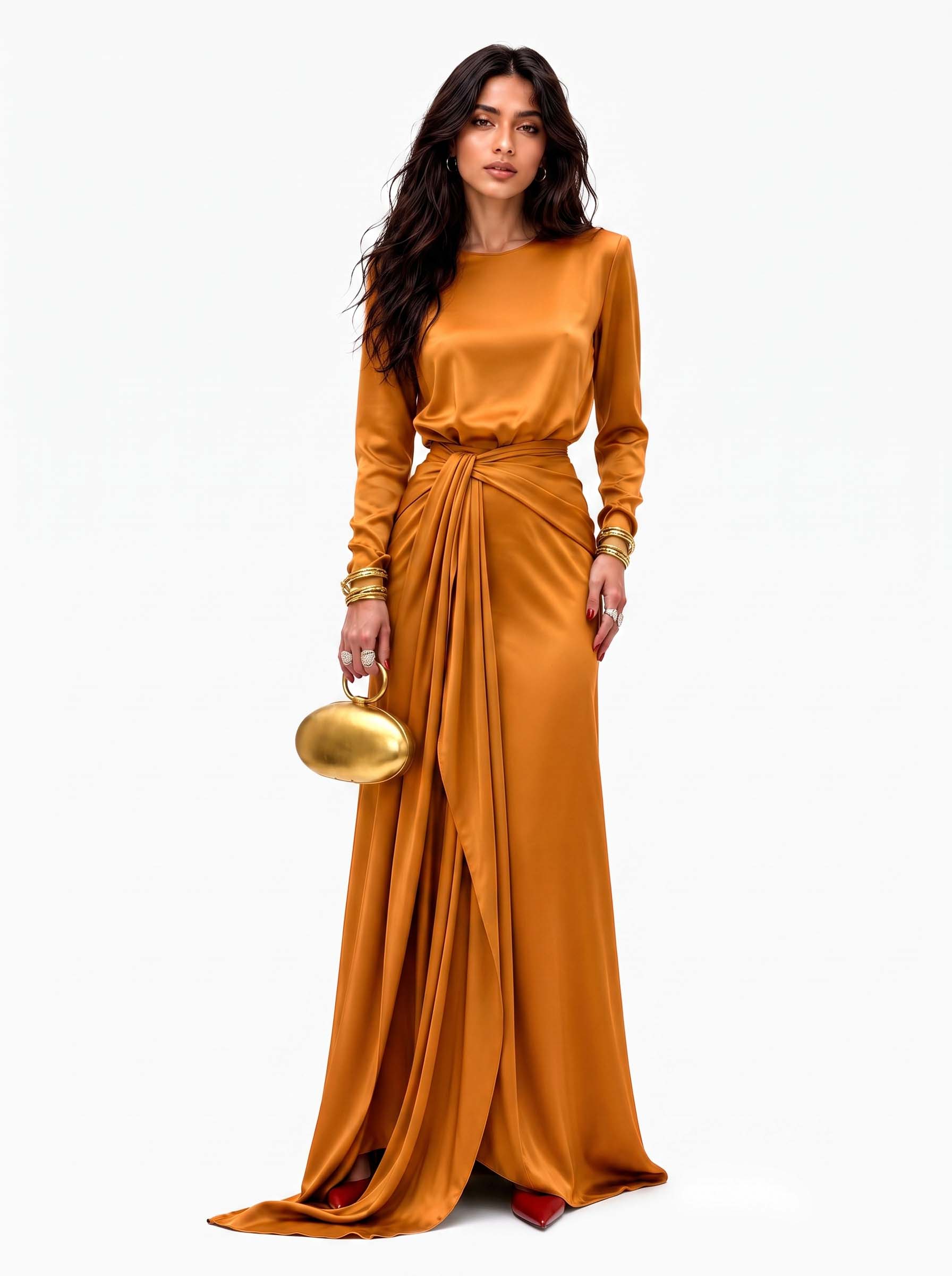 Élégante Robe Maxi en Satin Drapé