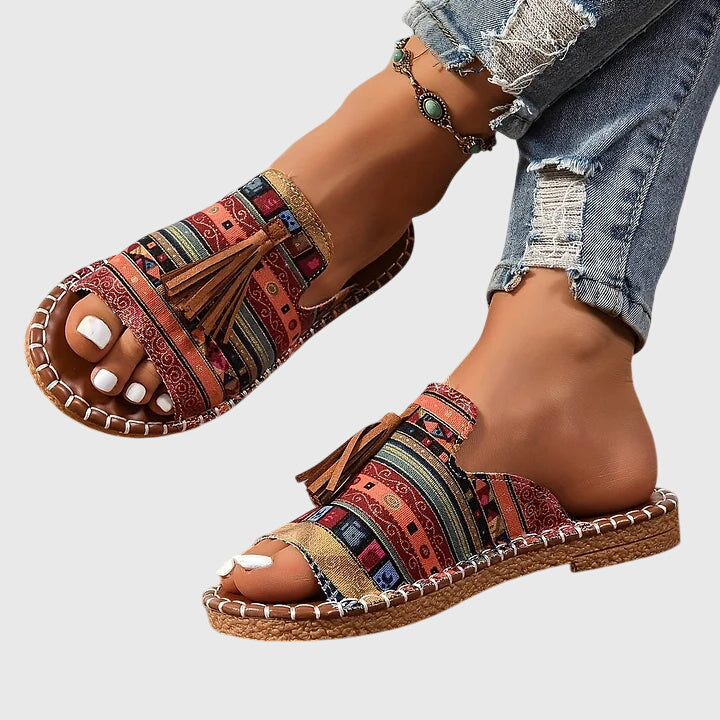 AliceLeon™ | Sandales Bohèmes Nathalie à Pompons