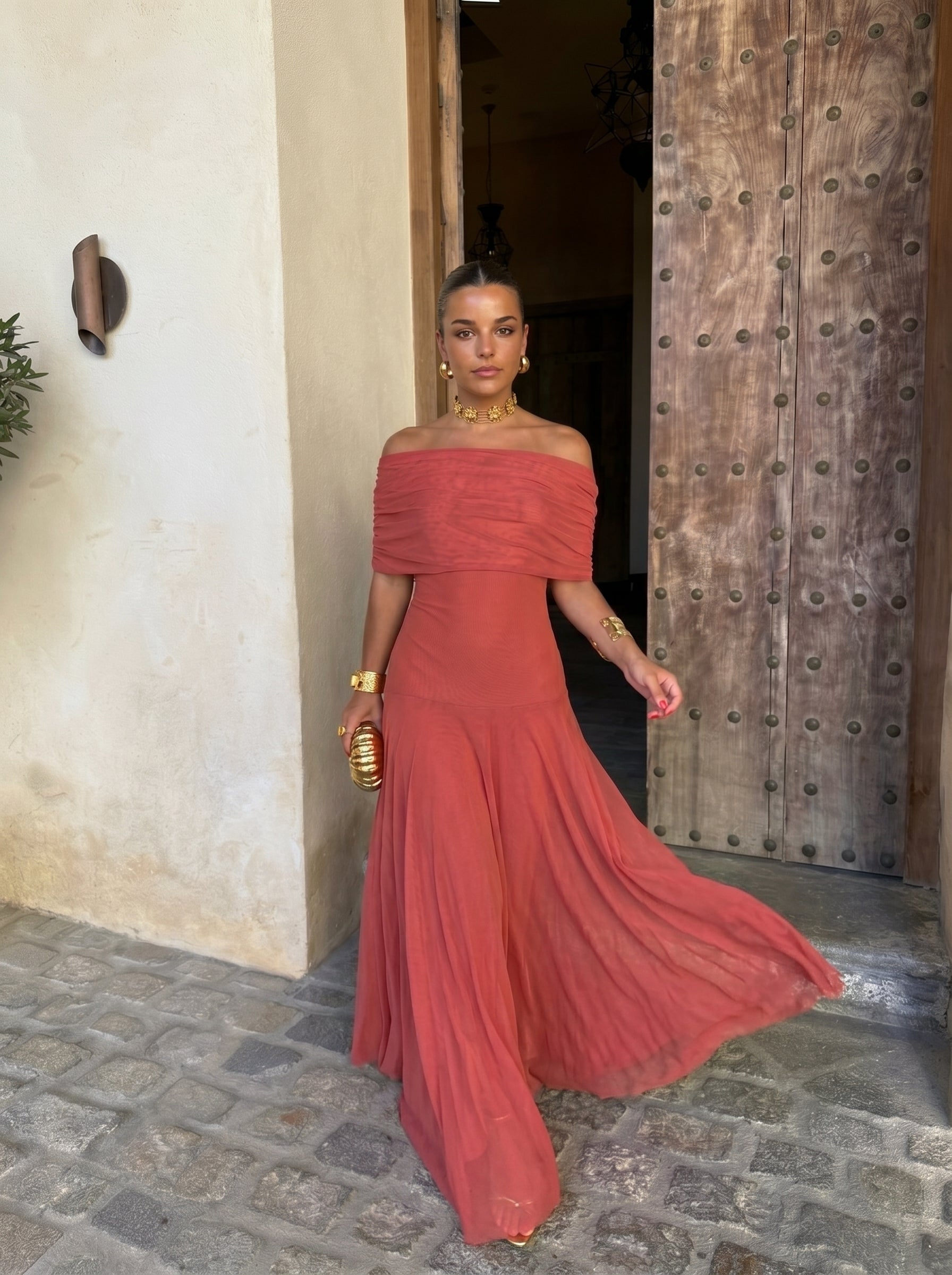 Robe Toledo disponible en 3 teintes