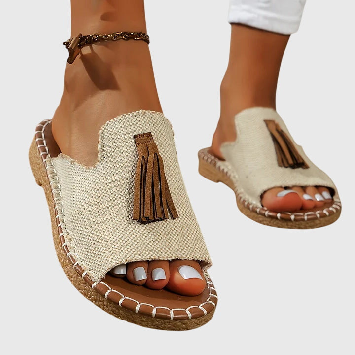 AliceLeon™ | Sandales Bohèmes Nathalie à Pompons