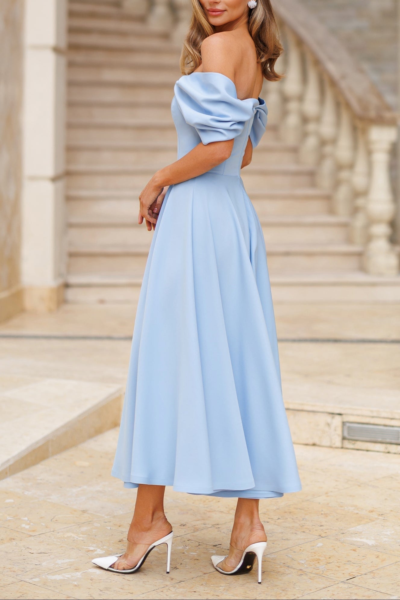 Robe Maxi Élégante à Épaule Dénudée