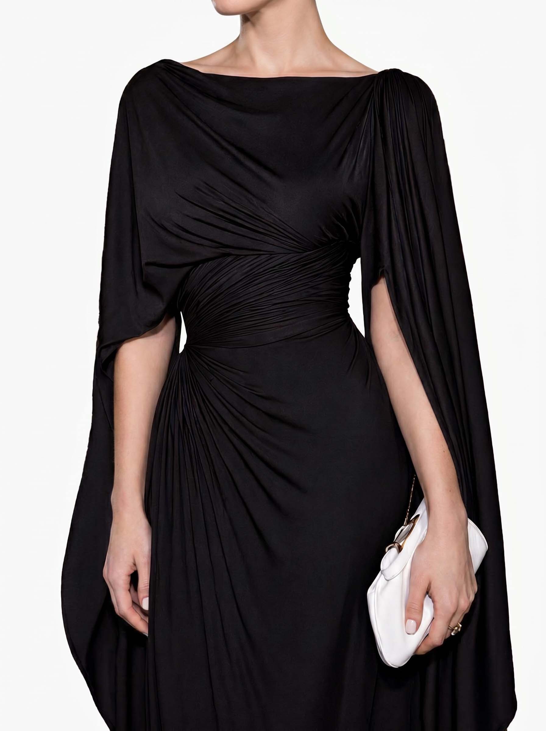 Robe Maxi Slim Fit avec Encolure Bateau Plissée